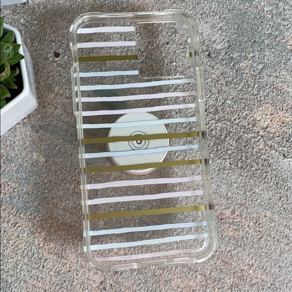 iPhone Max (smaller version) Case w/ Popsocket - Picture 2 of 5